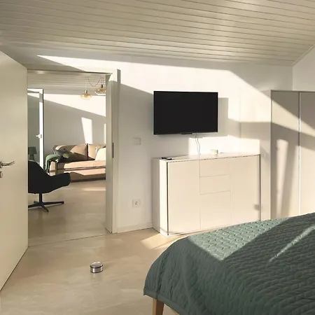 Nava-suites - 2-zi-appartement Mit Naheblick Mitten In *