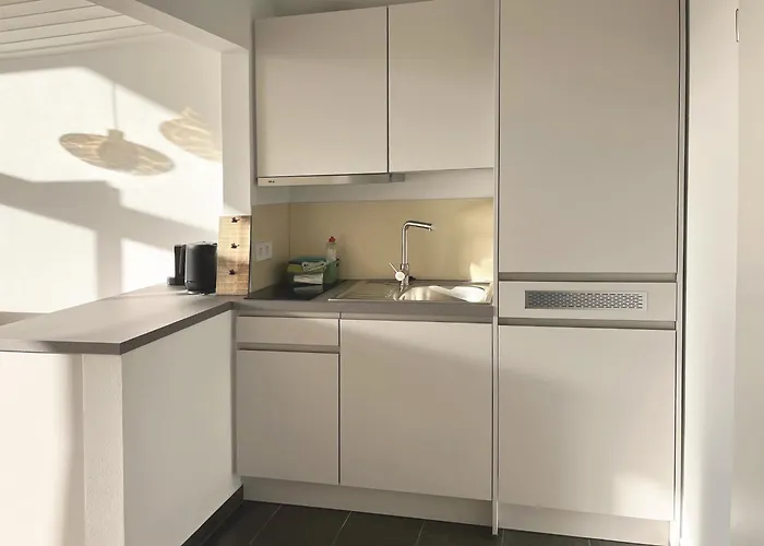 Appartement Nava-suites - 2-zi-appartement Mit Naheblick Mitten In *